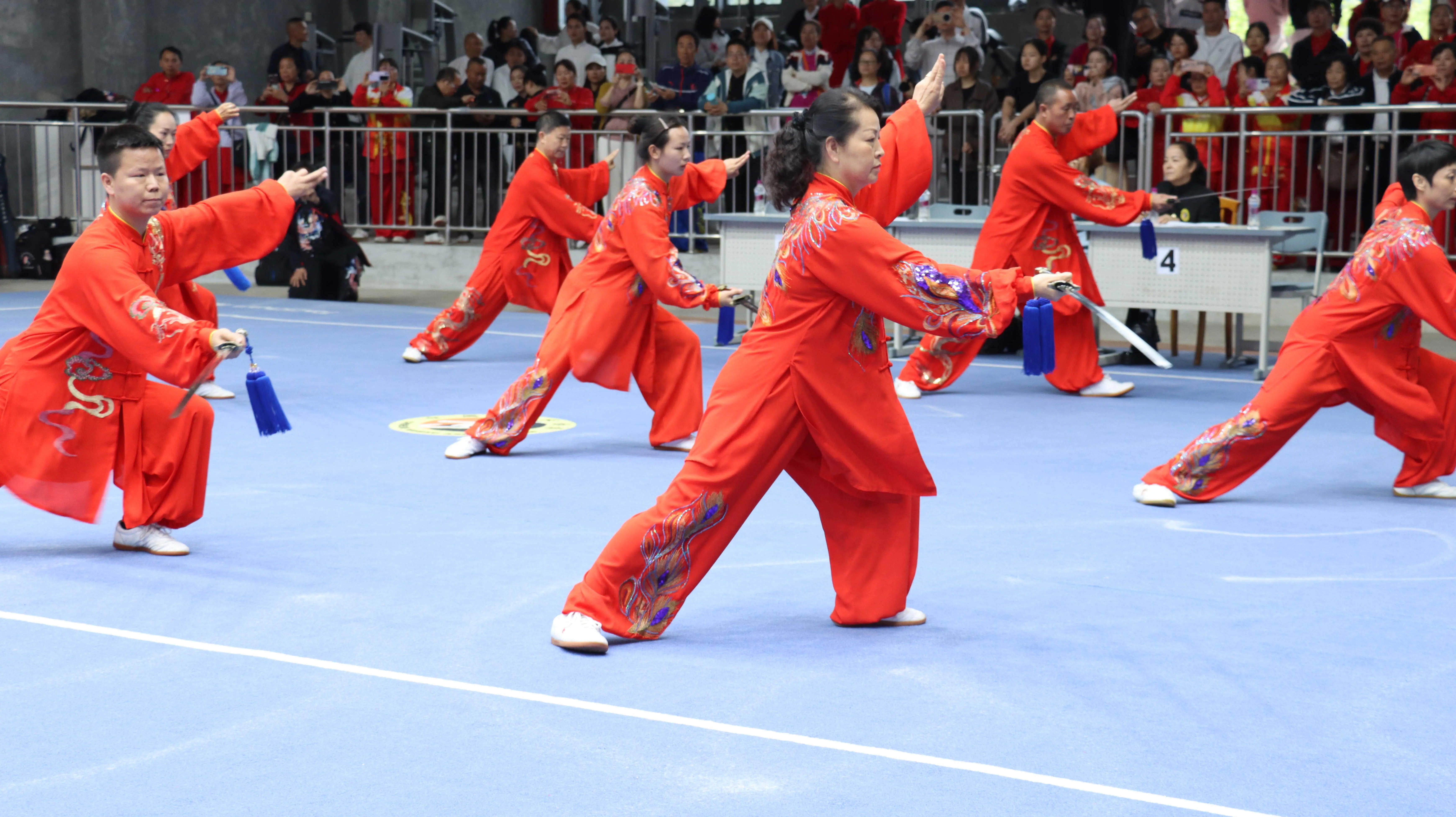 Tai chi clothing and footwear choices