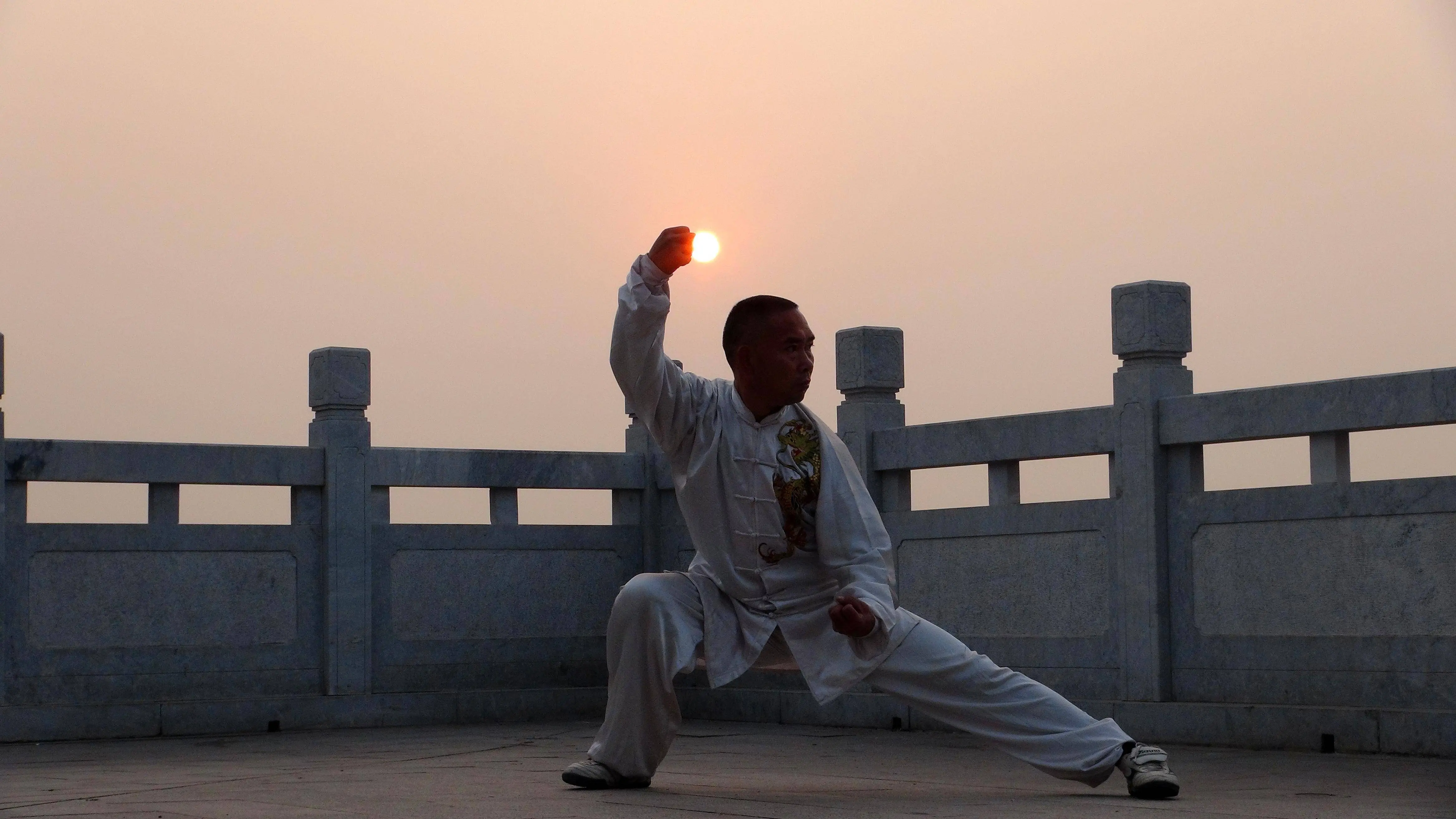 Tai Chi vs yoga differences and similarities