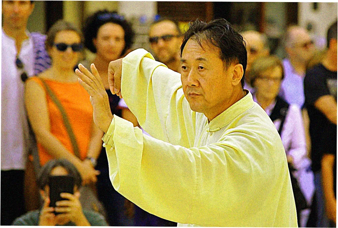 How to choose between yang and chen style tai chi books?
