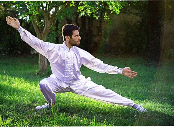 How-to-start-Tai-Chi-bmnk6q8h.webp